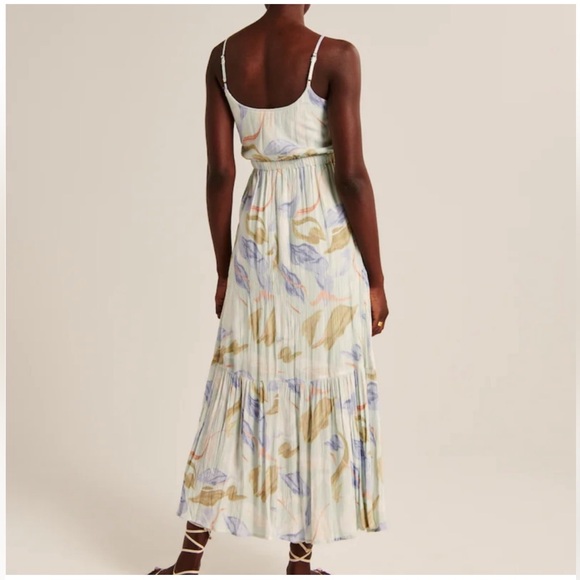 A&F - Easy Waist Midaxi Dress - Picture 2 of 7